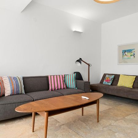 תל אביב Penthouse & Terrace Near Hilton By Feelhome מראה חיצוני תמונה
